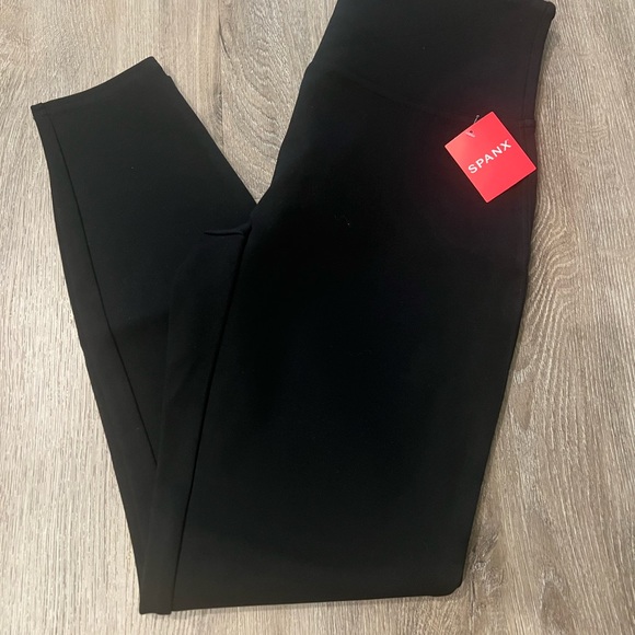 SPANX PONTE ANKLE LEGGING NWT - Picture 3 of 3